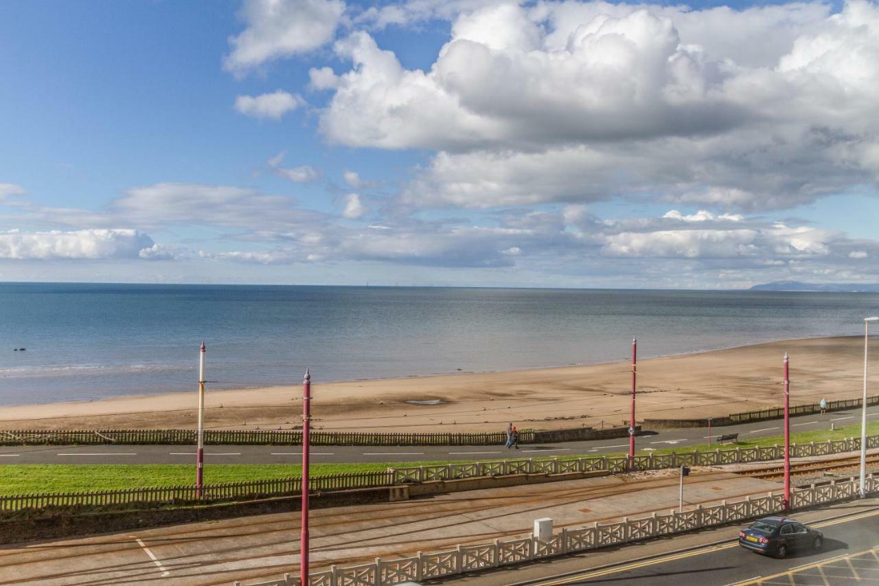 Hotel242 Blackpool Eksteriør billede